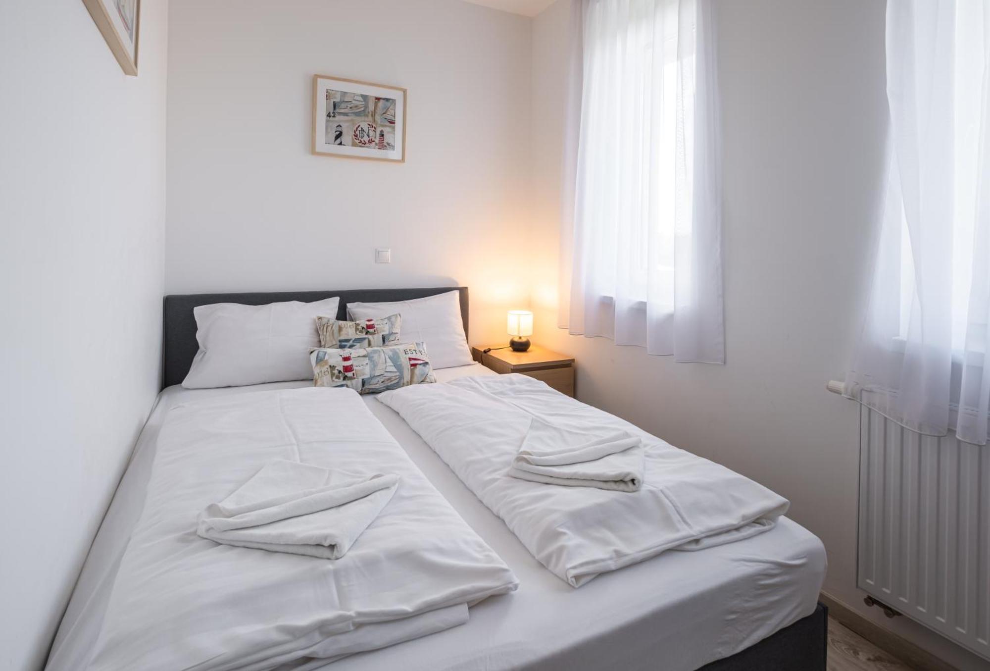 Aranymandula Apartmanok Balatonakali Eksteriør bilde